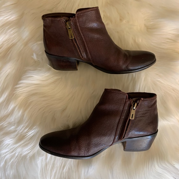 Sam Edelman Dark Brown Petty Boot - Picture 13 of 13